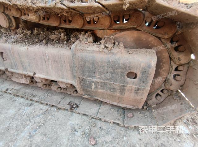 左導(dǎo)向輪（行走機(jī)構(gòu)）