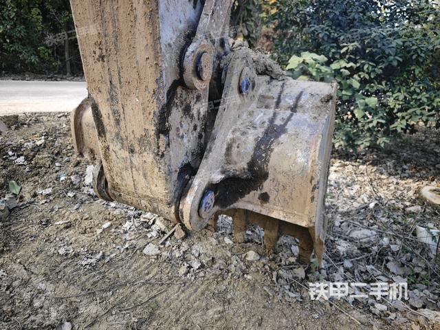 大臂根部?斜視（工作和回轉(zhuǎn)裝置）