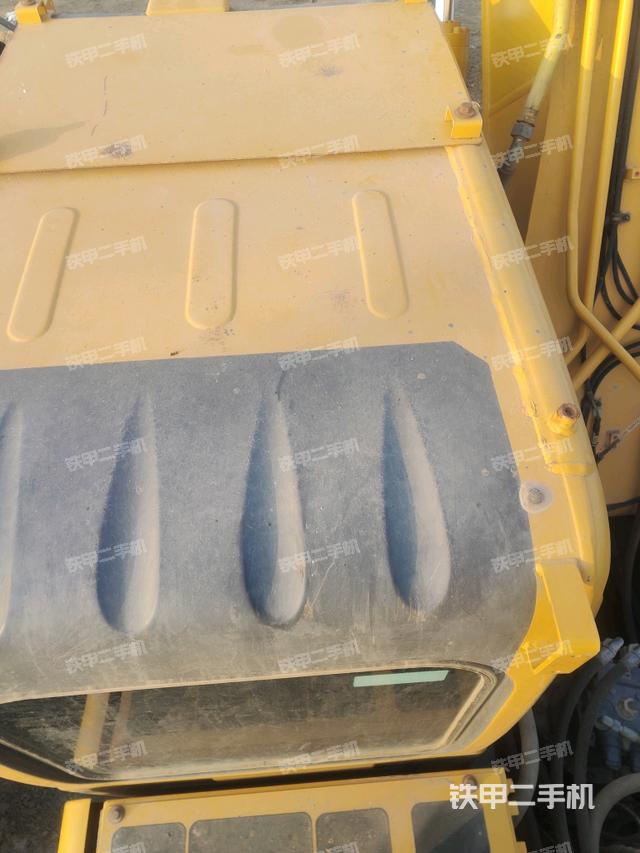 駕駛室頂部俯視（上車部件）