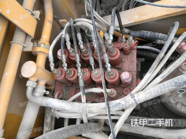 分配閥（上車部件）