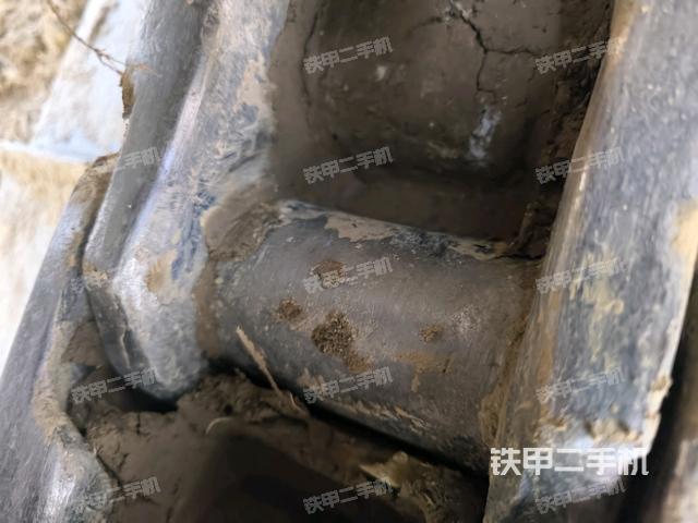 右側(cè)履帶整體（行走機(jī)構(gòu)）