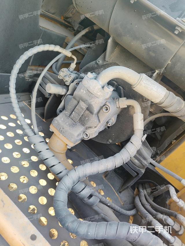 液壓泵室（大件艙室）