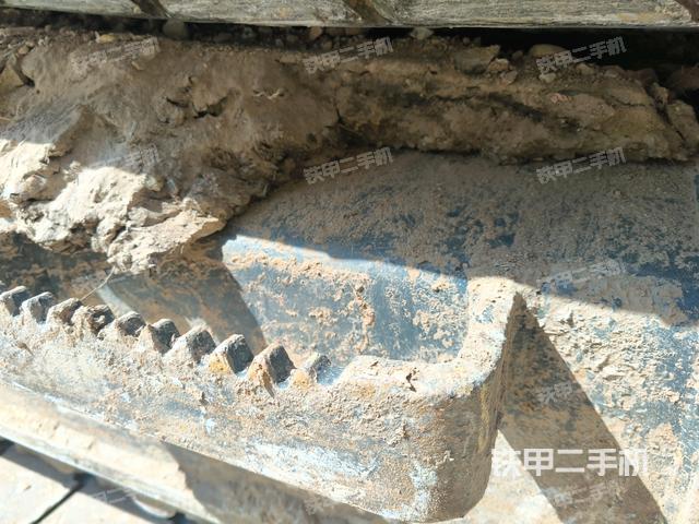 右側(cè)履帶整體（行走機(jī)構(gòu)）