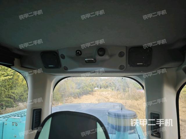 座椅左側(cè)控制臺(tái)/音響/含左手柄（駕駛室部分）