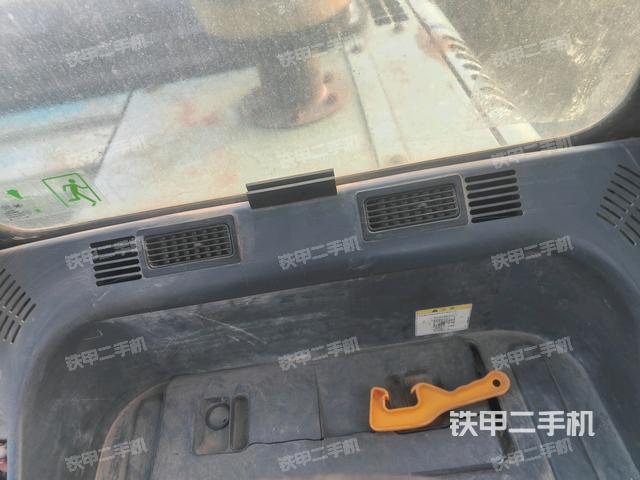 座椅后部（駕駛室部分）