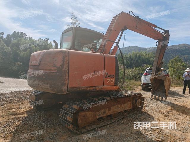 整機右后45°（整機外觀）