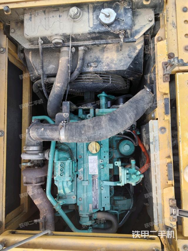 發(fā)動(dòng)機(jī)整體俯視（整機(jī)外觀(guān)）