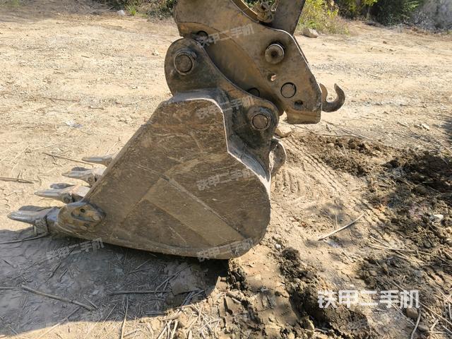 大臂根部?斜視（工作和回轉(zhuǎn)裝置）