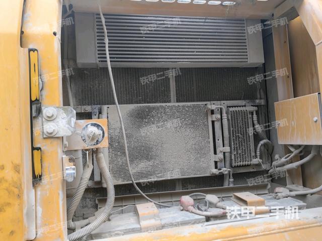 散熱器正面（大件艙室）