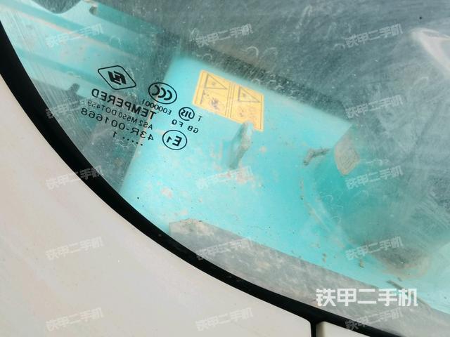 后窗玻璃角標(biāo)(駕駛室部分) 后窗玻璃角標(biāo)(駕駛室部分)