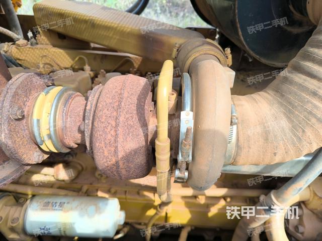 風(fēng)扇及皮帶（推土機發(fā)動機艙）