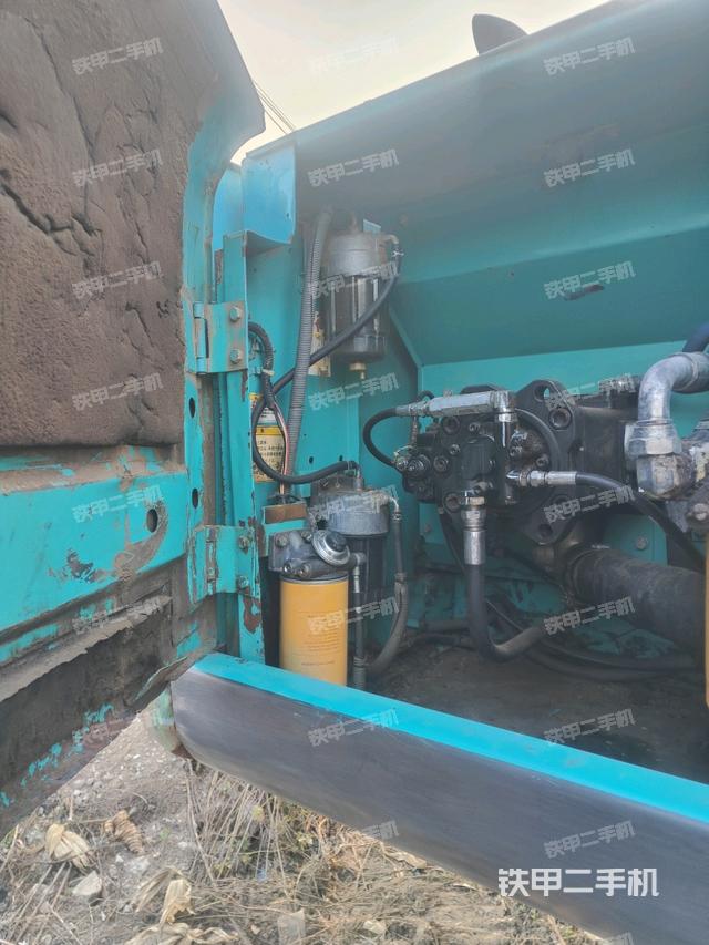 液壓泵室（大件艙室）