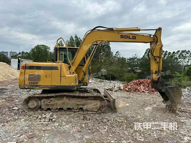 整機右后45°（整機外觀）