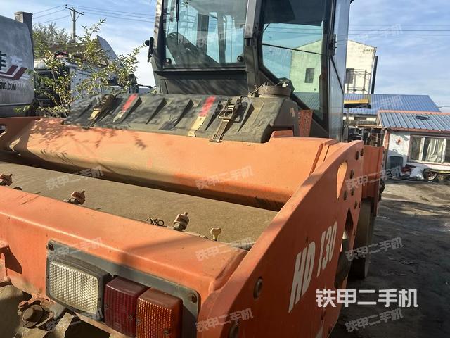 悍马HD138压路机