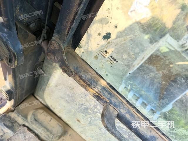 座椅后部（駕駛室部分）