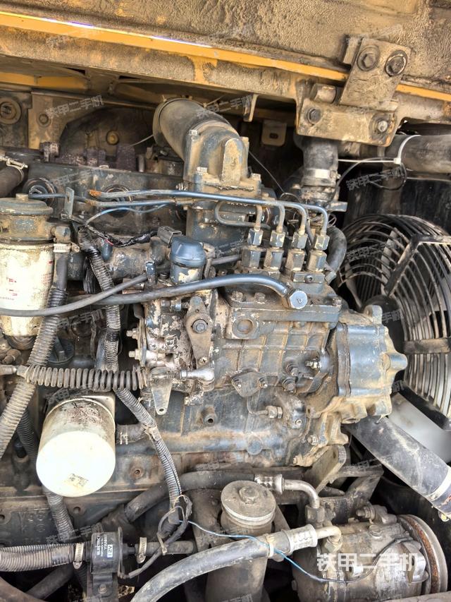 發(fā)動(dòng)機(jī)室（上車部件）