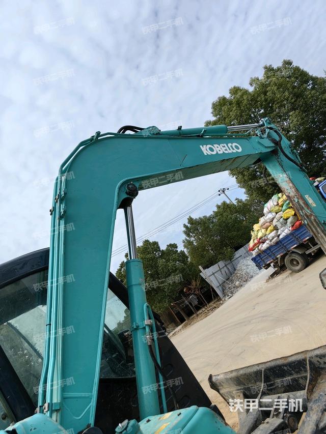 大臂整體?右側(cè)（工作和回轉(zhuǎn)裝置）