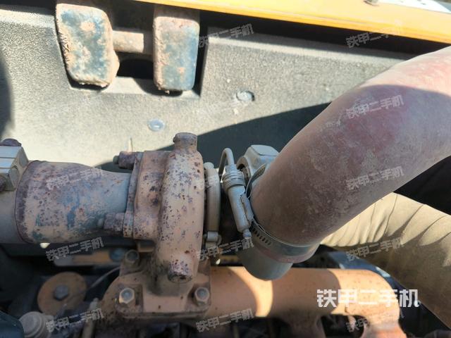 氣門室蓋螺絲特寫（上車部件）