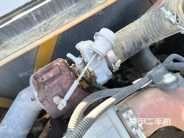 駕駛室頂部俯視（上車部件）