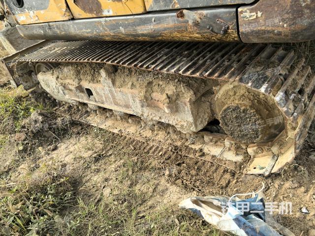 左側(cè)履帶整體?（行走機(jī)構(gòu)）