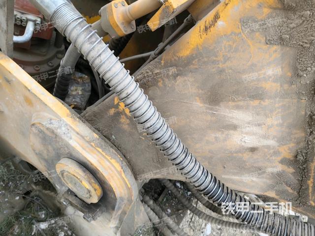 大臂根部?斜視（工作和回轉(zhuǎn)裝置）