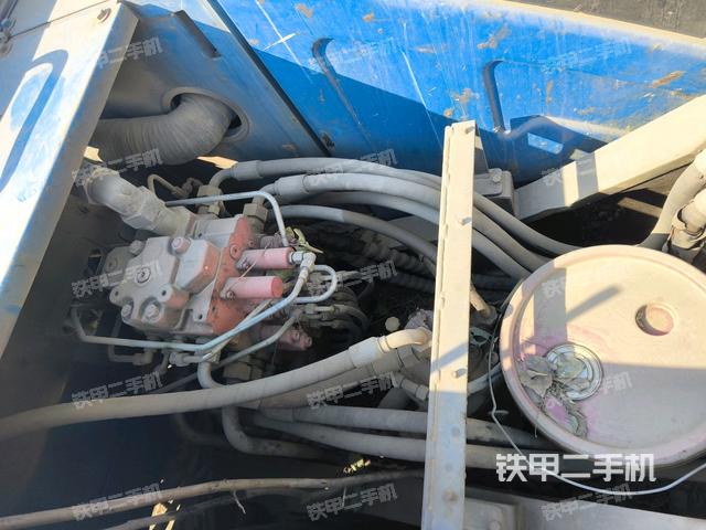 氣門室蓋螺絲特寫（上車部件）