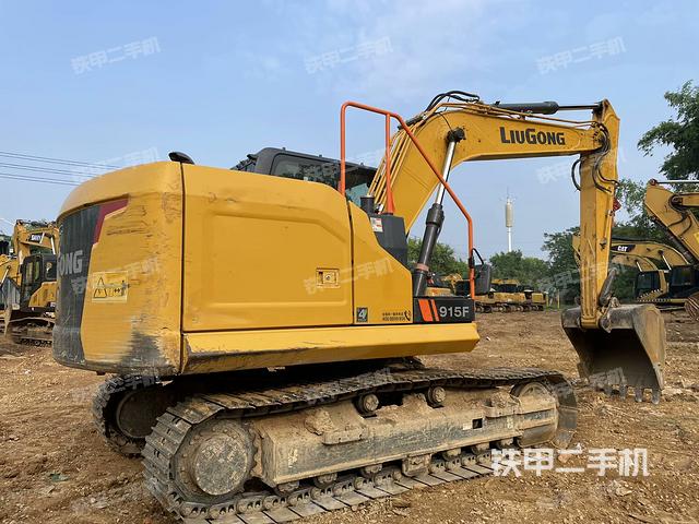 右后45(整機(jī)外觀) 右后45(整機(jī)外觀)