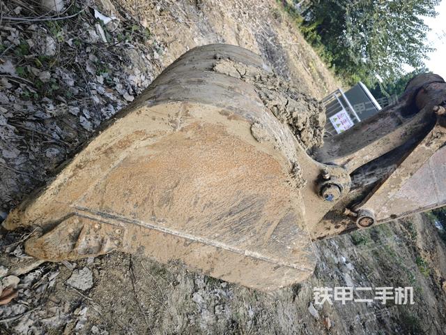 小臂整體左后（工作和回轉(zhuǎn)裝置）