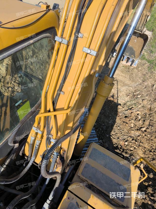 大臂根部?斜視（工作和回轉(zhuǎn)裝置）