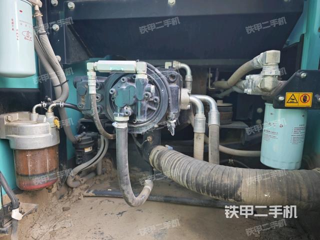 液壓泵室（大件艙室）