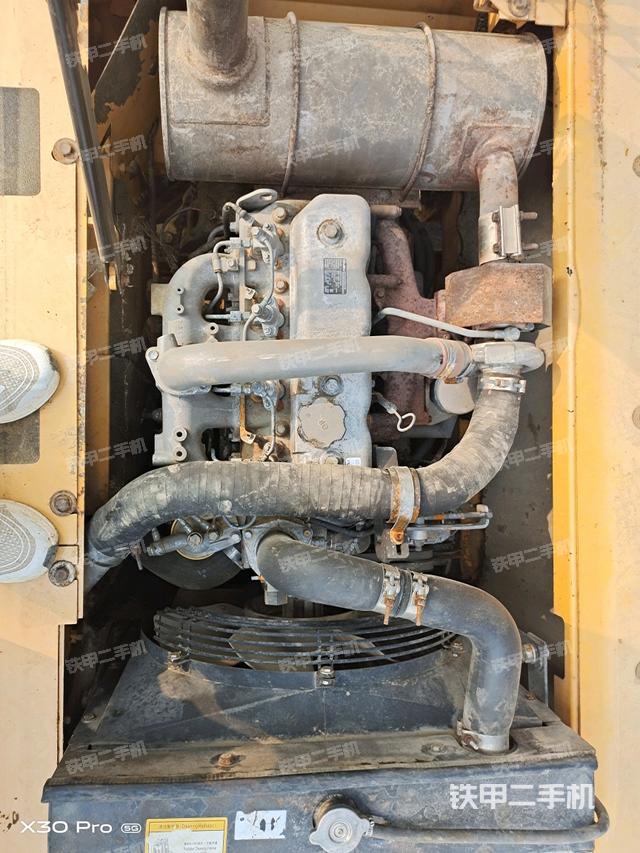 發(fā)動(dòng)機(jī)整體俯視（整機(jī)外觀）