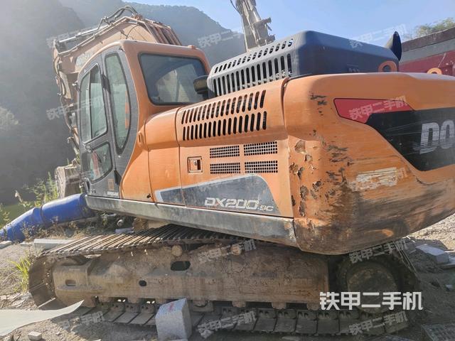 左后45(整機(jī)外觀) 左后45(整機(jī)外觀)