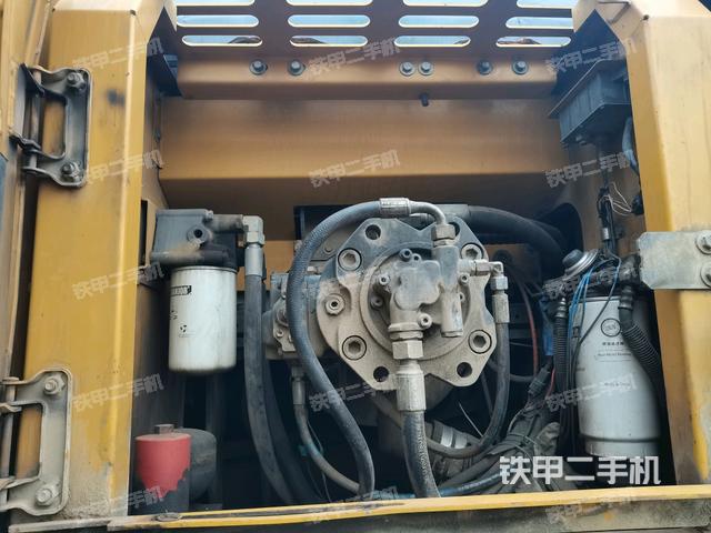 液壓泵室(大件艙室) 液壓泵室(大件艙室)