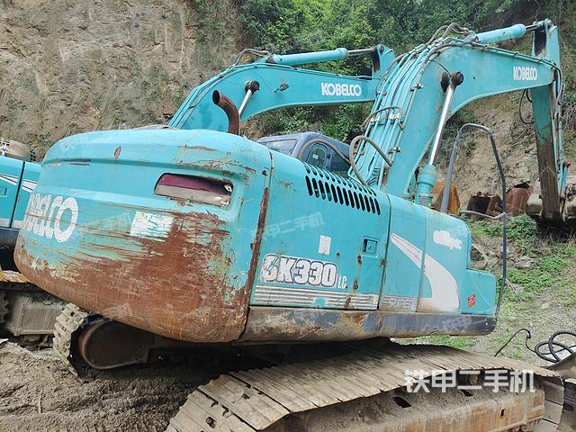 整機右后45°(整機外觀) 整機右后45°(整機外觀)
