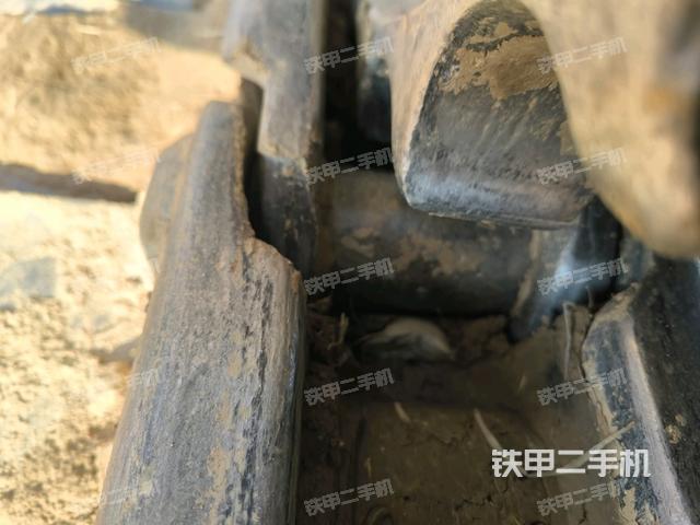 右側(cè)行走馬達(dá)蓋板（行走機(jī)構(gòu)）