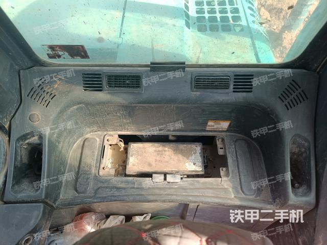 座椅后部（駕駛室部分）