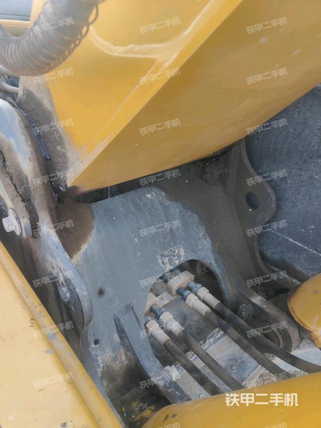 大臂根部?斜視（工作和回轉(zhuǎn)裝置）