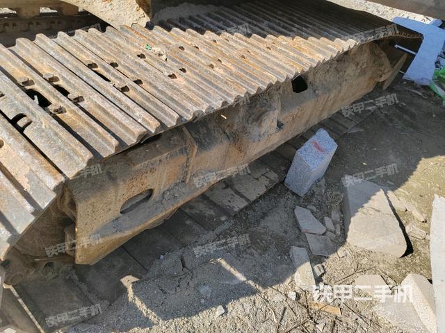 左導(dǎo)向輪(行走機(jī)構(gòu)) 左導(dǎo)向輪(行走機(jī)構(gòu))