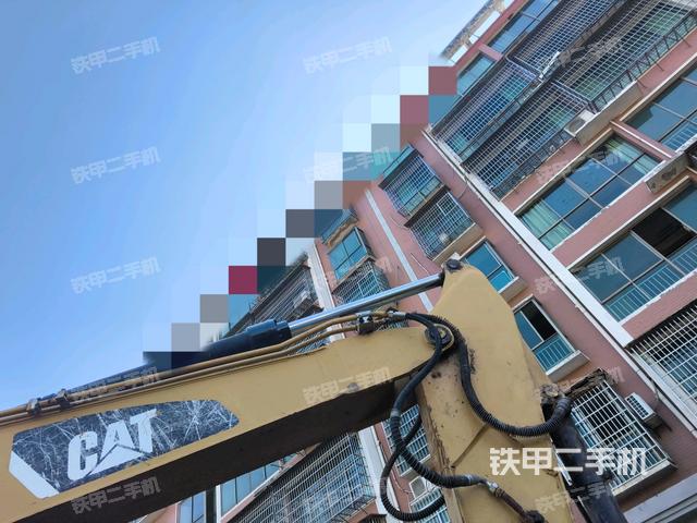 大臂整體?右側(cè)(工作和回轉(zhuǎn)裝置) 大臂整體?右側(cè)(工作和回轉(zhuǎn)裝置)