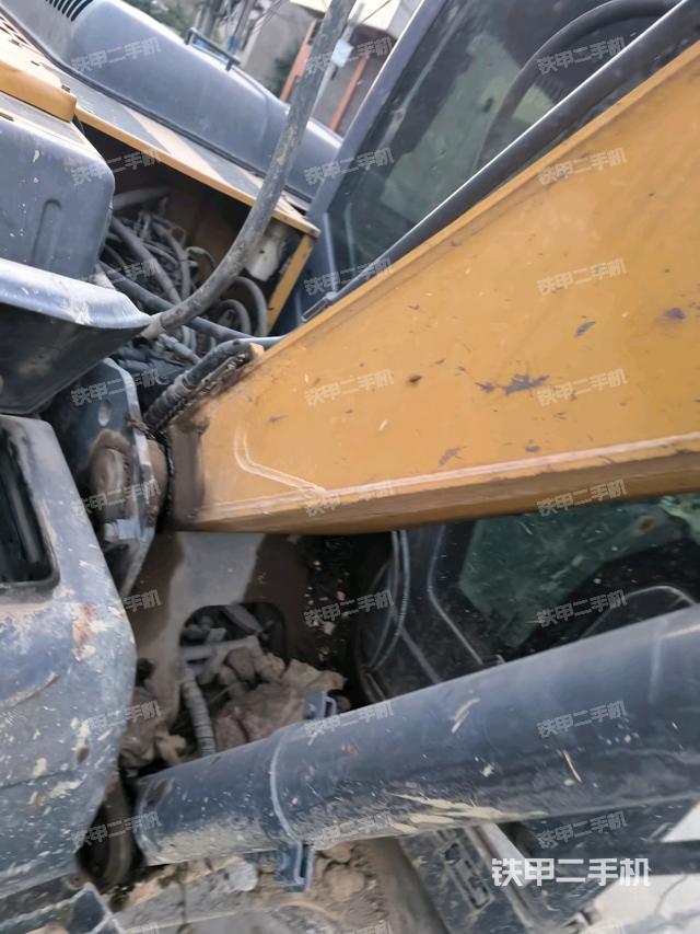 大臂整體?右側（工作和回轉裝置）