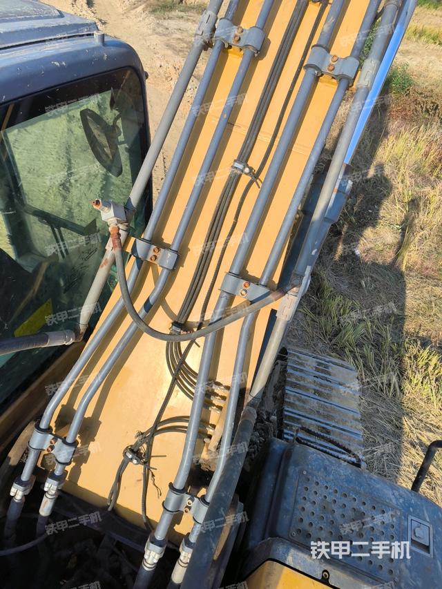 小臂整體左后（工作和回轉(zhuǎn)裝置）