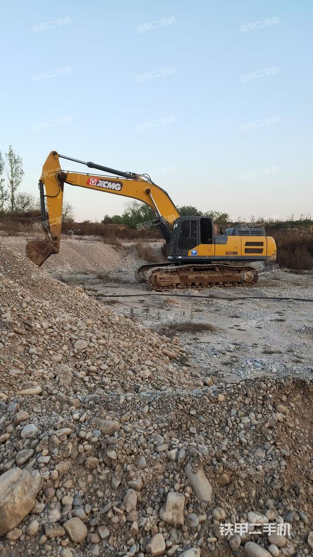 駕駛室頂部（整機(jī)外觀）