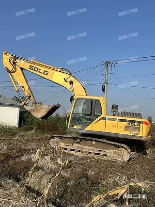 山東臨工E6205F挖掘機(jī)