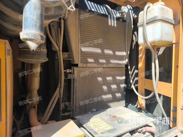 散熱器正面（大件艙室）