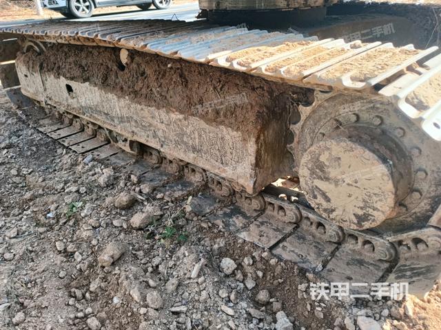 左側(cè)履帶整體?（行走機構(gòu)）