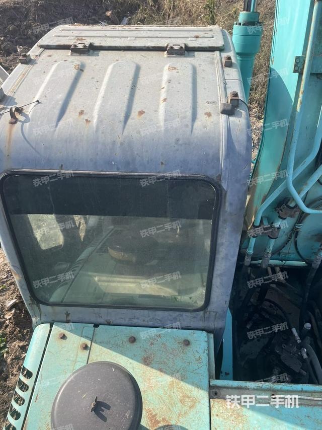 駕駛室頂部俯視（上車部件）