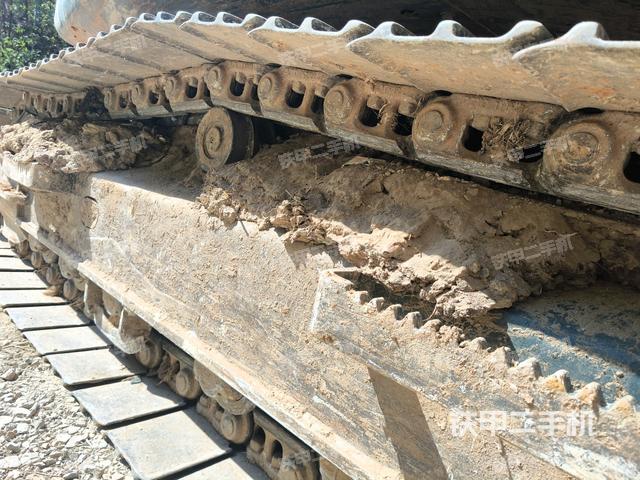 左導(dǎo)向輪（行走機(jī)構(gòu)）