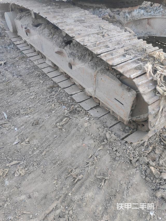 右側(cè)履帶整體（行走機(jī)構(gòu)）