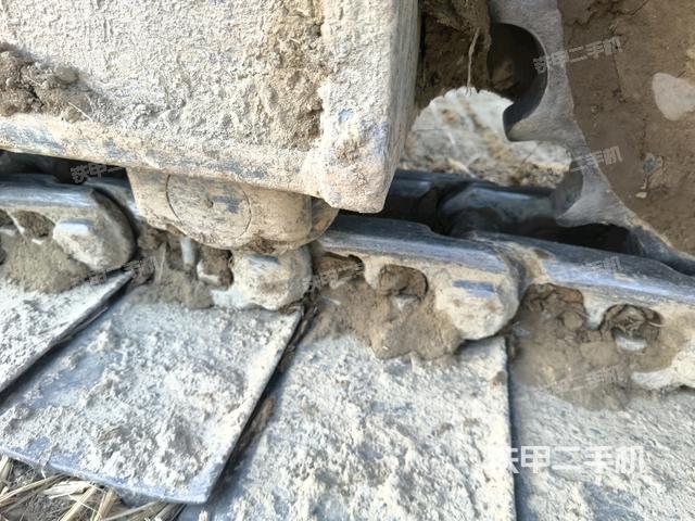 左側(cè)履帶整體?（行走機(jī)構(gòu)）