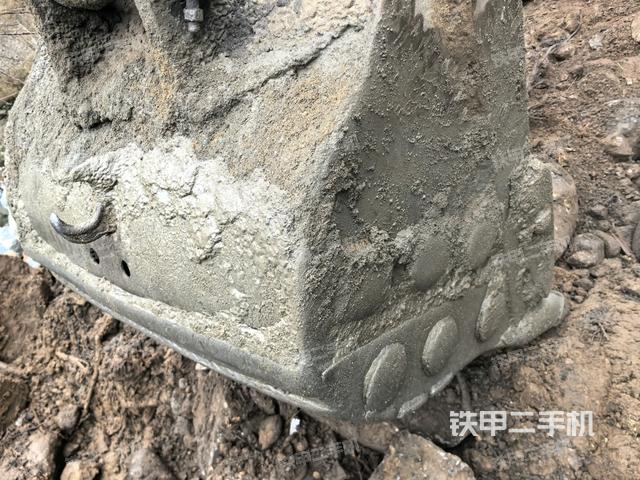 鏟斗45度（工作和回轉(zhuǎn)裝置）